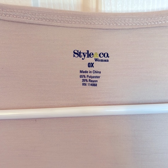 Style & Co, Cream top, 3/4 sleeves with ruching on sleeves & sides. Size 0x - Picture 5 of 7